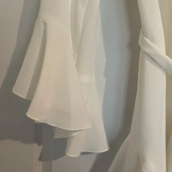 Nookie white long sleeve flowy dress. XS. Wore once, perfect condition - Picture 2 of 6